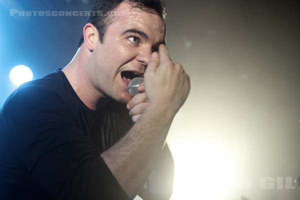 FUTURE ISLANDS - 2014-02-13 - PARIS - La Maroquinerie - 